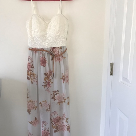 New AUM Summer Dress - Picture 1 of 6